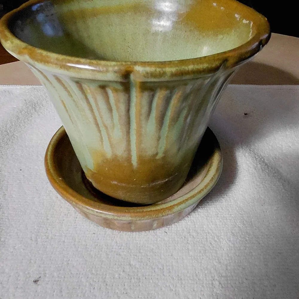 Green and Brown Drip Glaze Ceramic Planter with Saucer - Picture 2 of 10